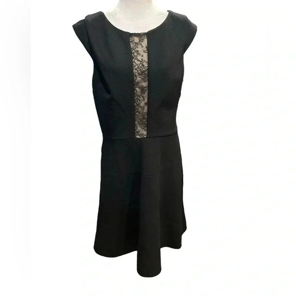 Betsey Johnson Tiered Black Dress Floral Pattern Lace Size 12 - Picture 3 of 15